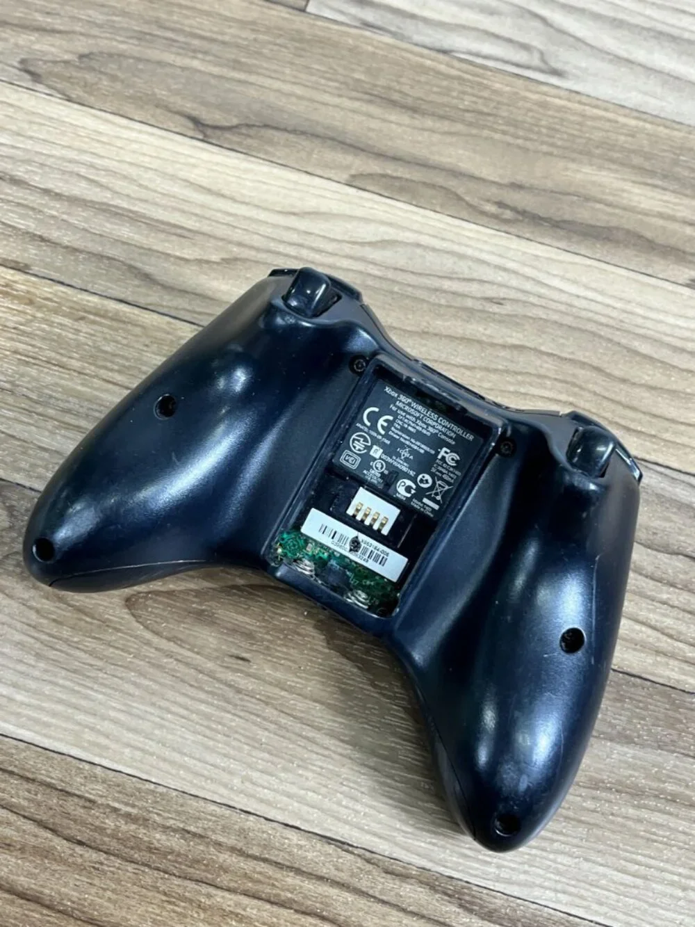 Microsoft Xbox 360 Wireless Controller, Black, Model 1403